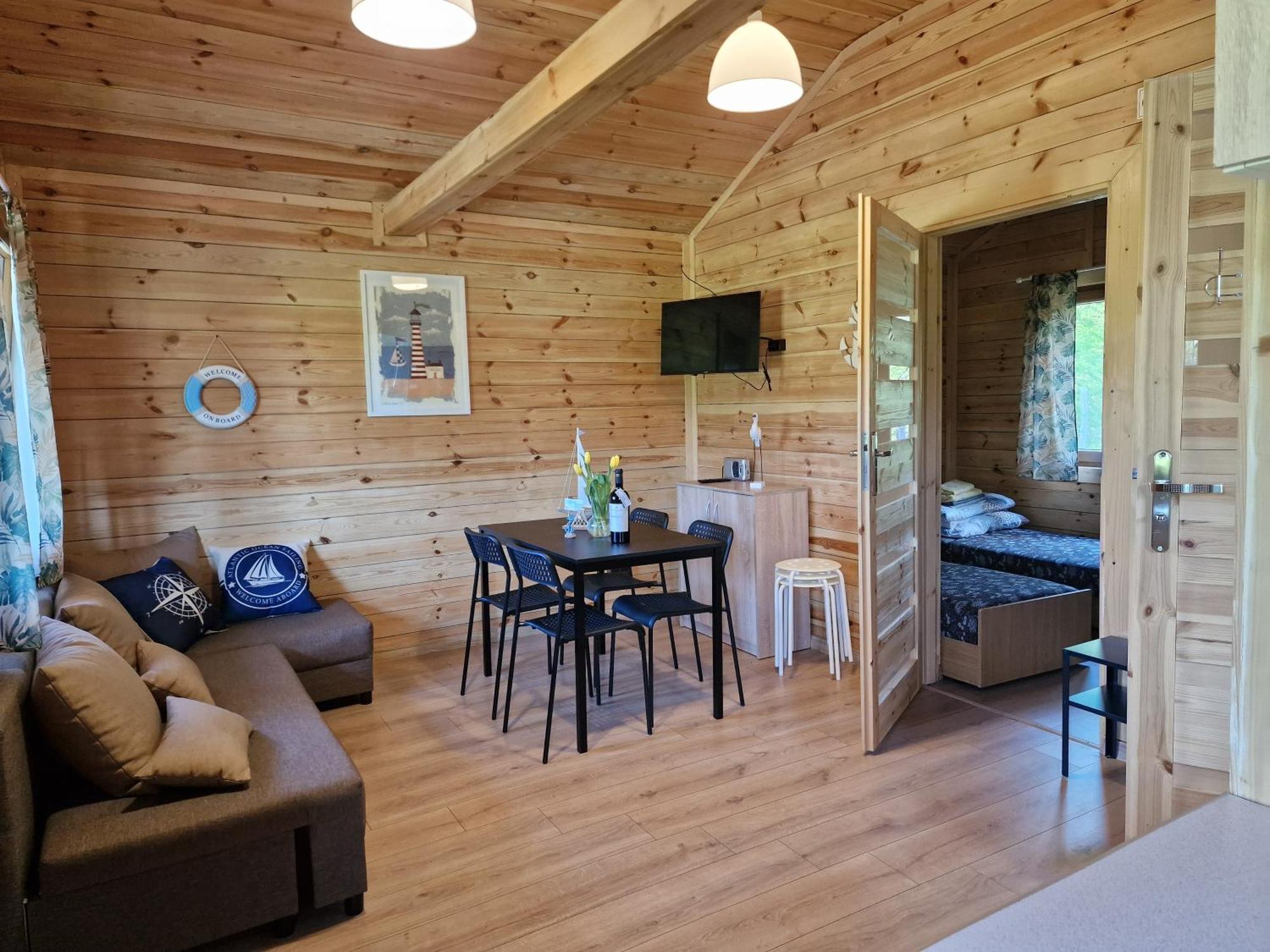 Ranczo Wodnica - Domki Letniskowe, Domki Na Wylacznosc Ustka Buitenkant foto