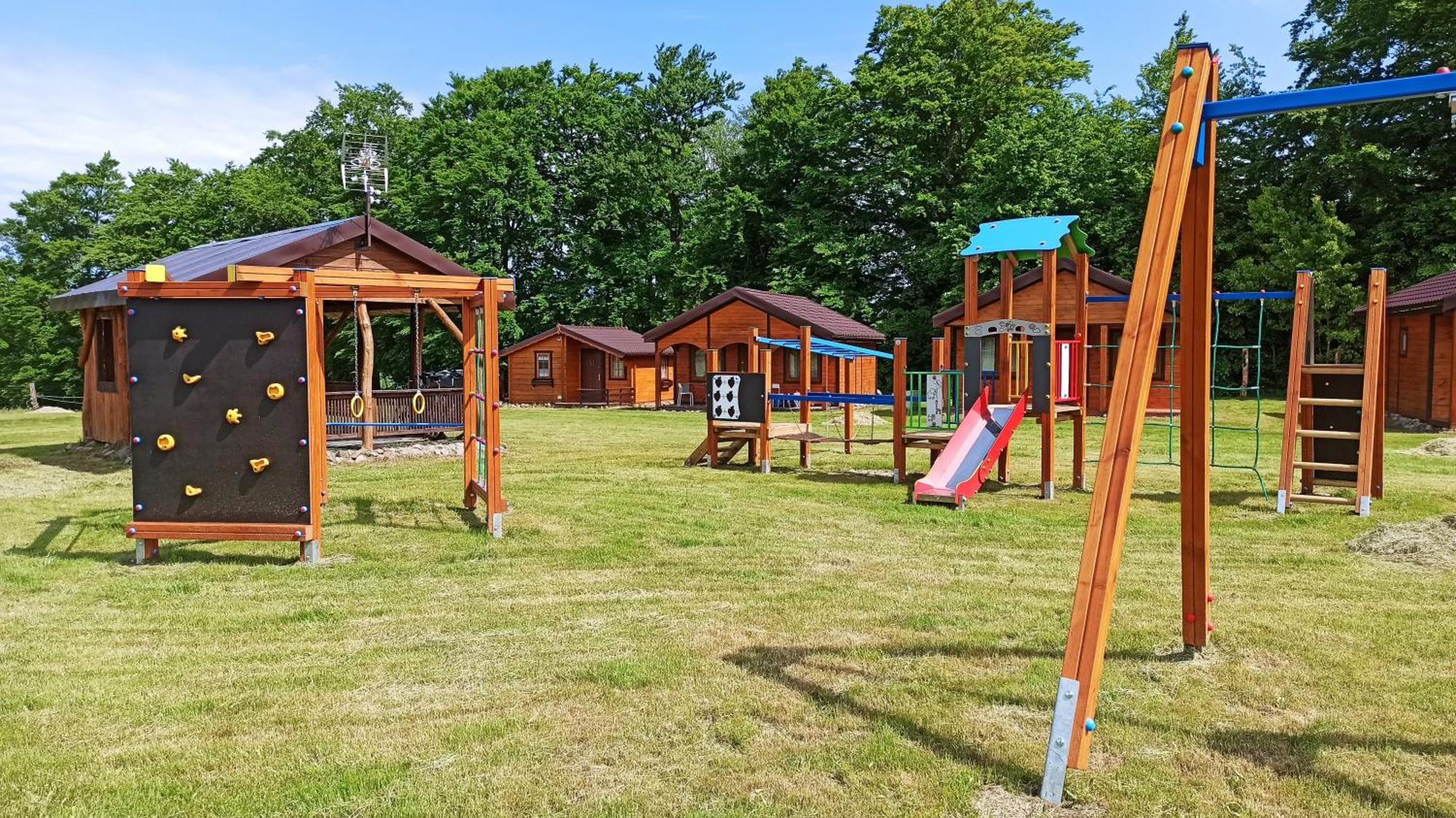 Ranczo Wodnica - Domki Letniskowe, Domki Na Wylacznosc Ustka Buitenkant foto