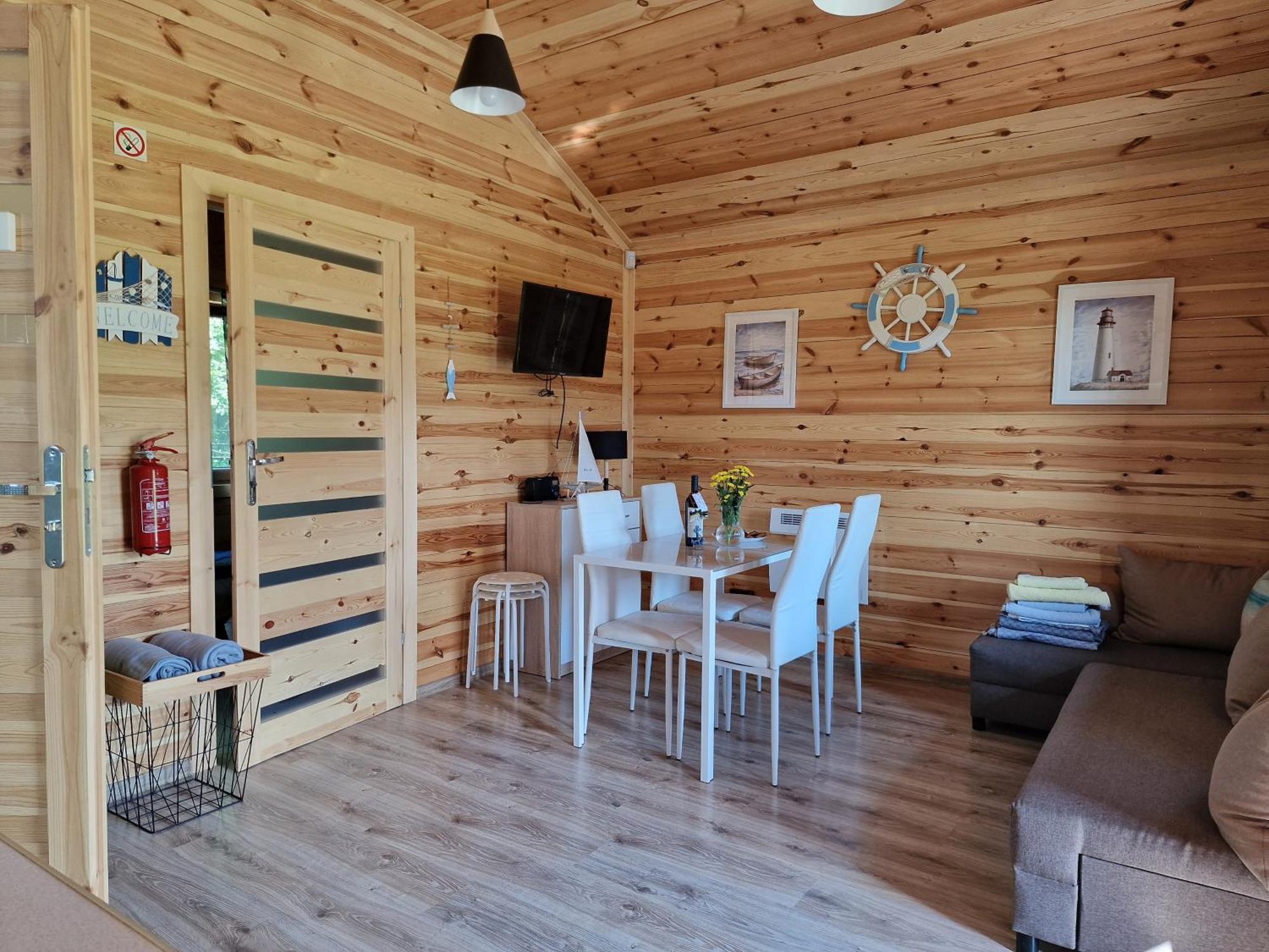 Ranczo Wodnica - Domki Letniskowe, Domki Na Wylacznosc Ustka Buitenkant foto